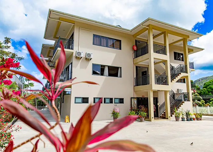 B Holiday Apartments
